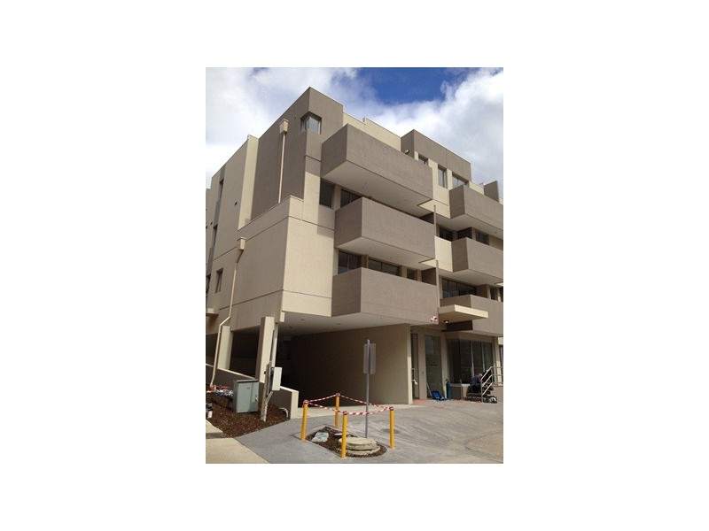 110/5 Wardens Walk, Coburg VIC 3058