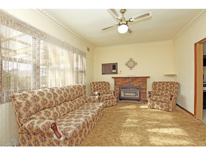 5 Isla Avenue, Glenroy VIC 3046