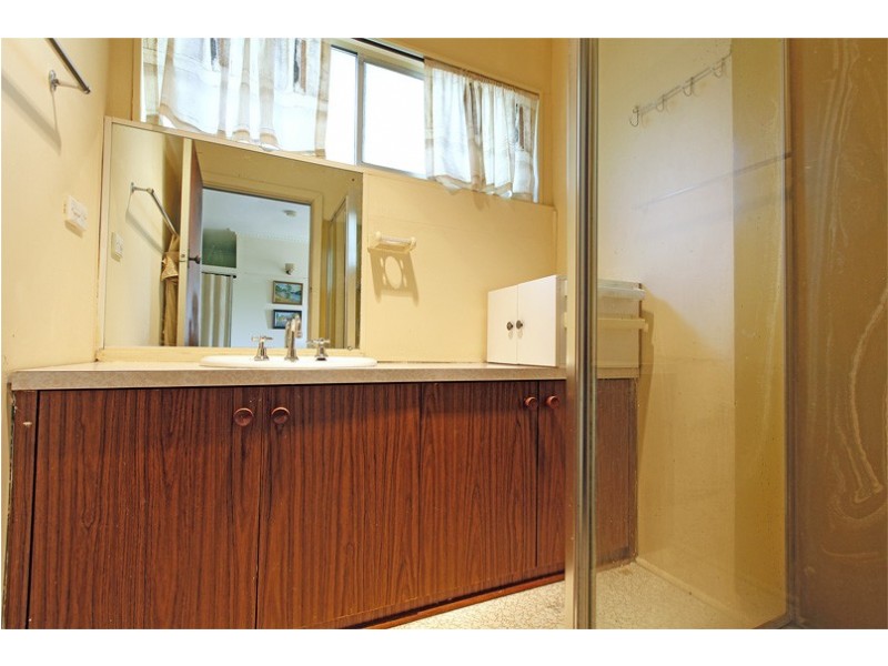 5 Isla Avenue, Glenroy VIC 3046