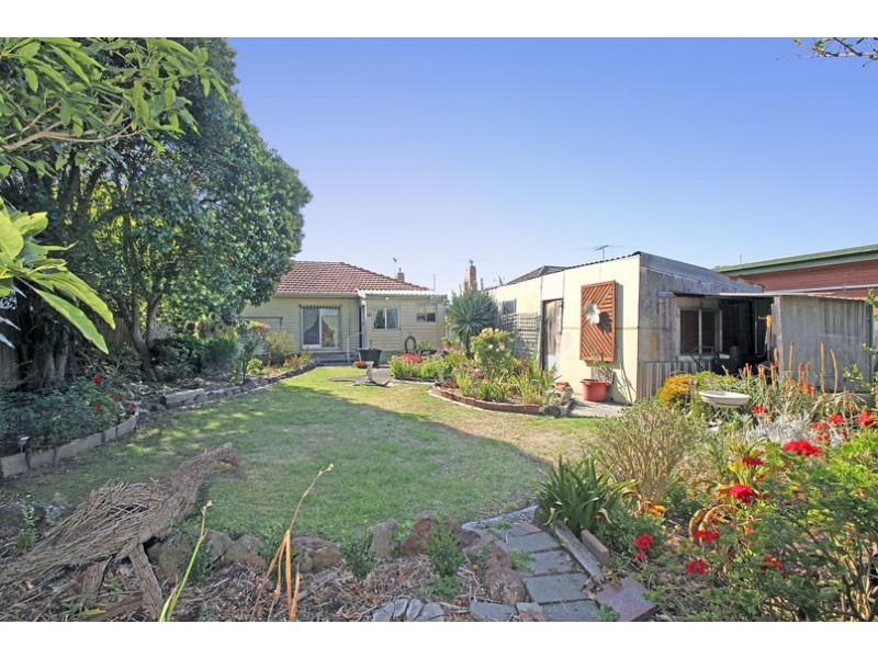 5 Isla Avenue, Glenroy VIC 3046