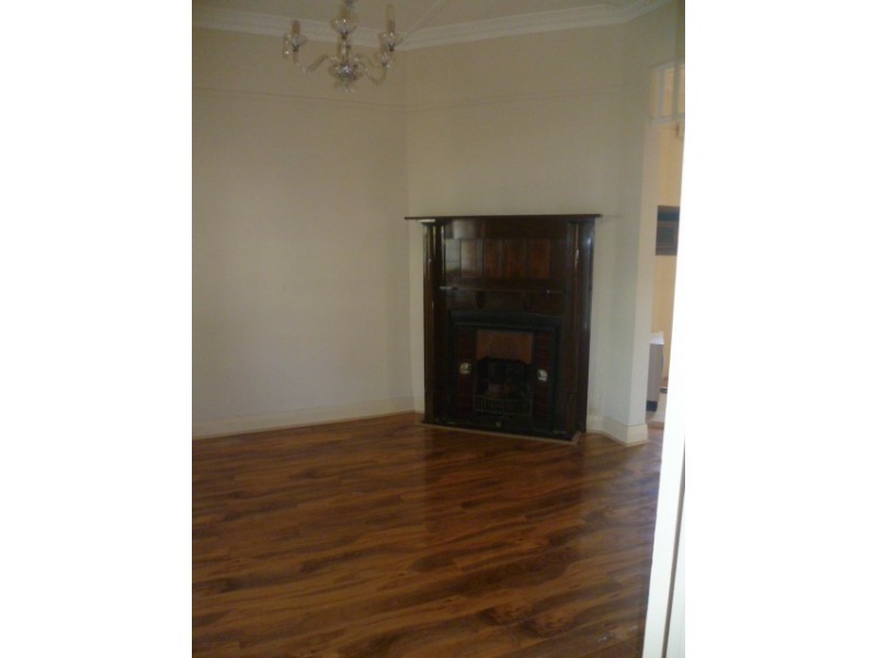 99 Moore Street, Coburg VIC 3058