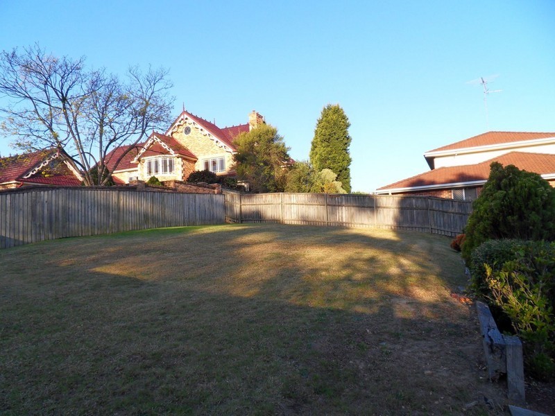 17 Salisbury Downs Drive, West Pennant Hills NSW 2125