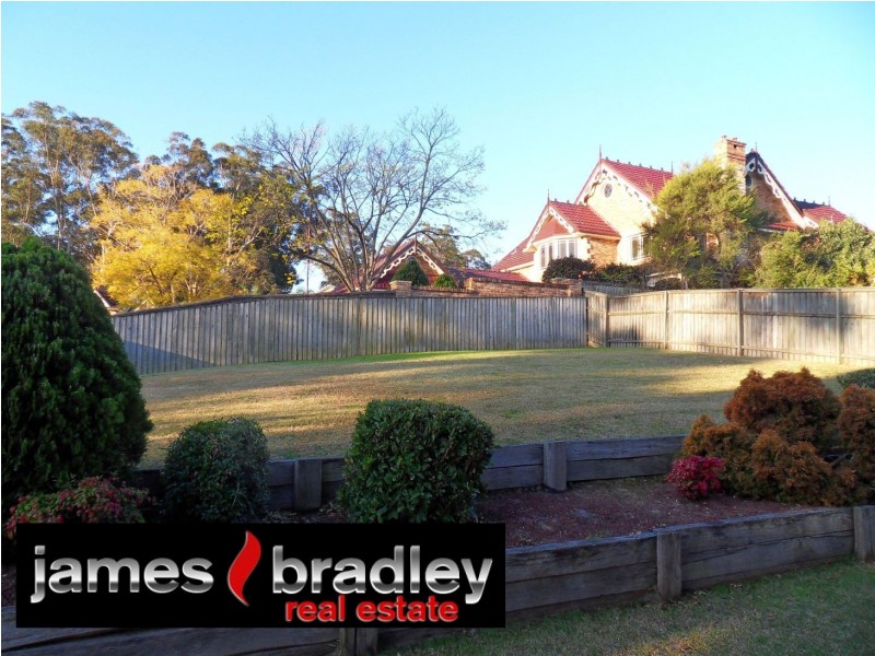 17 Salisbury Downs Drive, West Pennant Hills NSW 2125