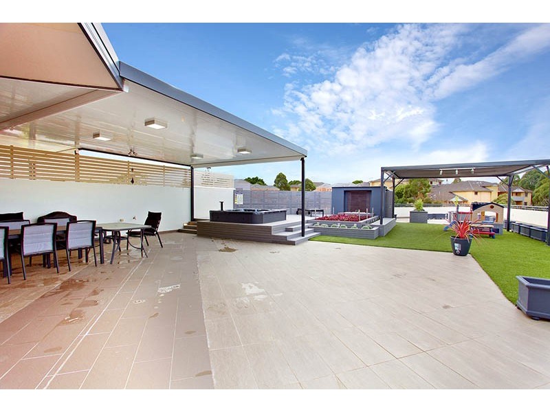 Castle Hill NSW 2154