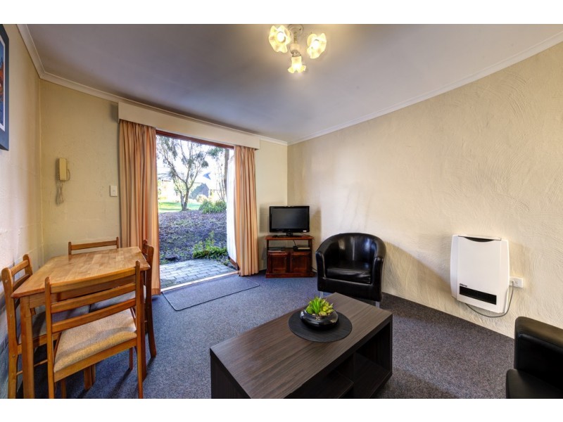 42/15 Alanvale Road, Newnham TAS 7248