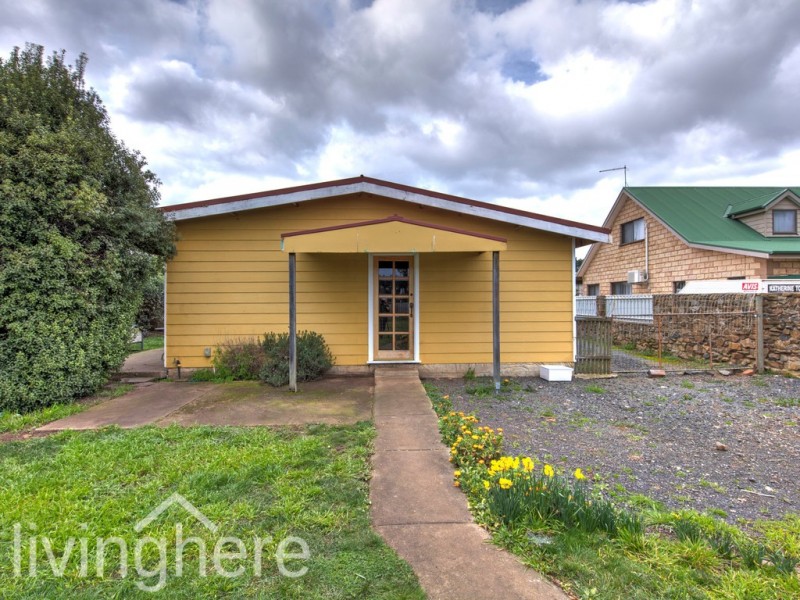26 Archer Street, Cressy TAS 7302