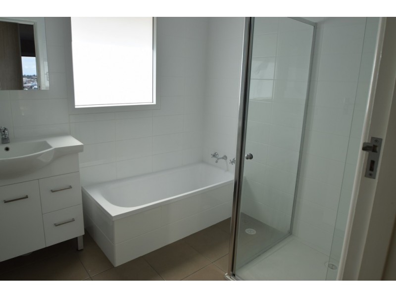 54 Bond Street, Kings Meadows TAS 7249