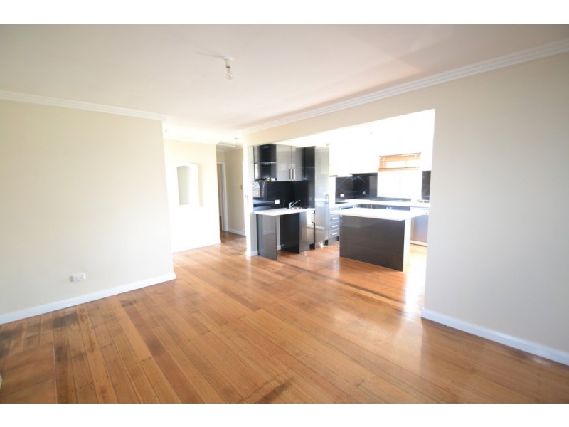 8 Carlisle Street, Waverley TAS 7250