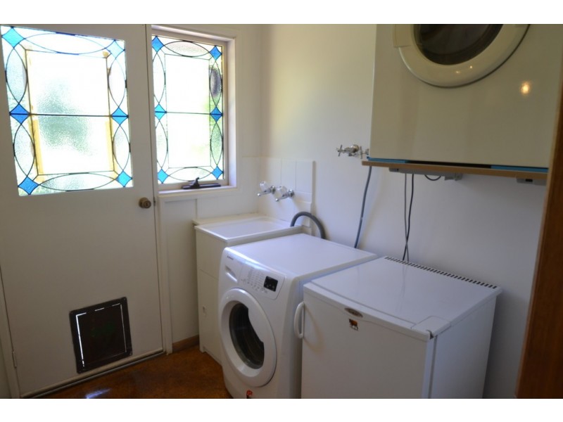 39 Snow Street, Newnham TAS 7248