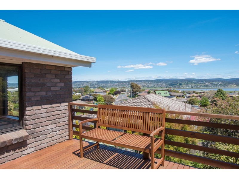 74 Viewbank Road, Newnham TAS 7248