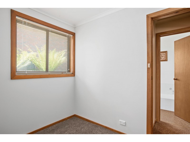 74 Viewbank Road, Newnham TAS 7248