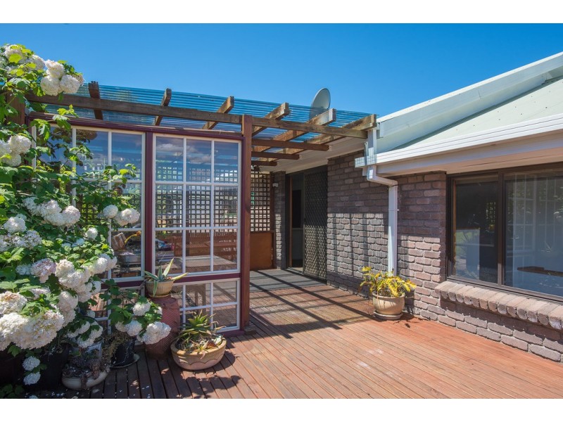 74 Viewbank Road, Newnham TAS 7248