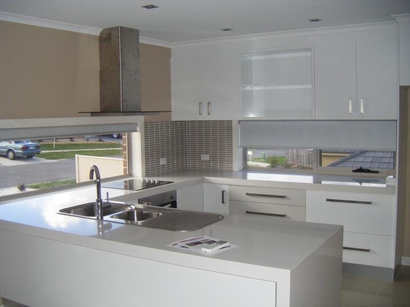 1/7 Sarinda Place, Newnham TAS 7248