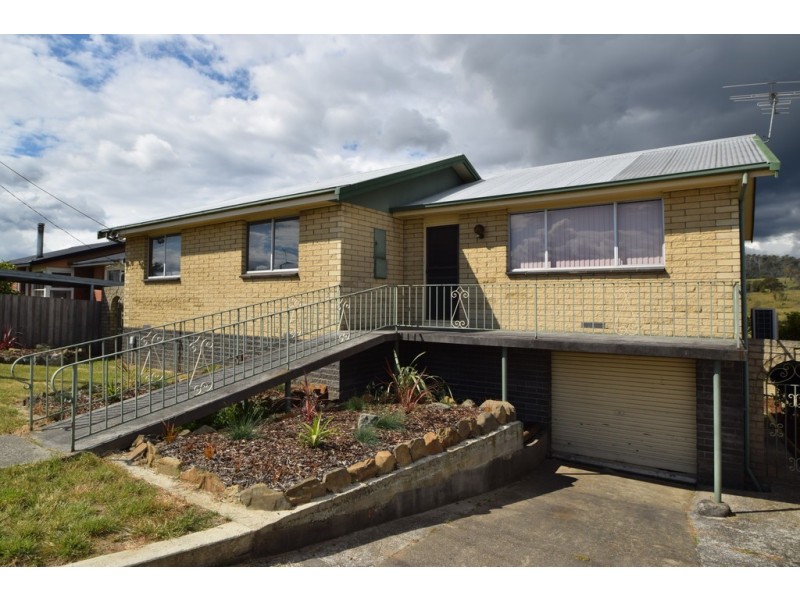 58 Crandon Crescent, Newnham TAS 7248