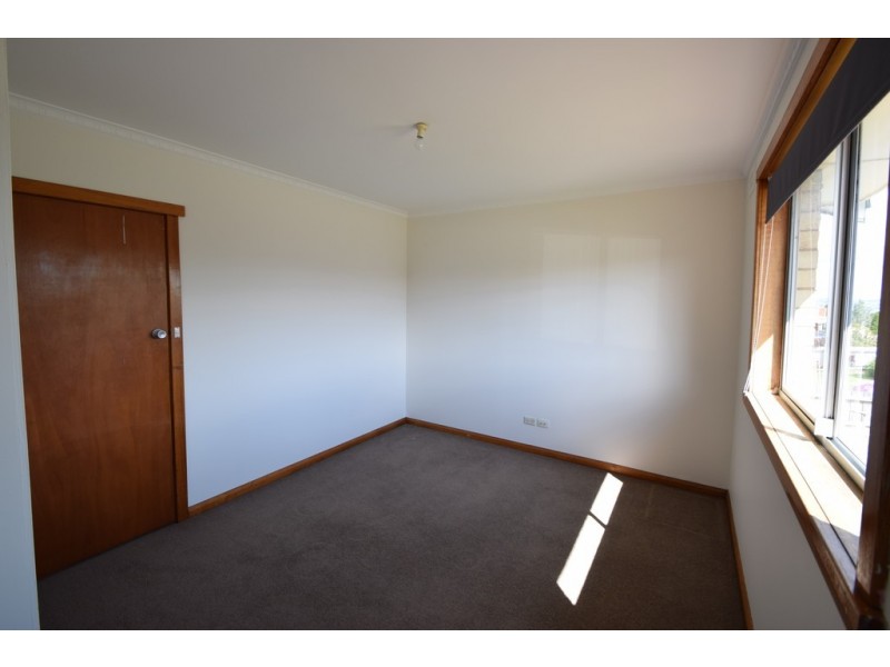 58 Crandon Crescent, Newnham TAS 7248