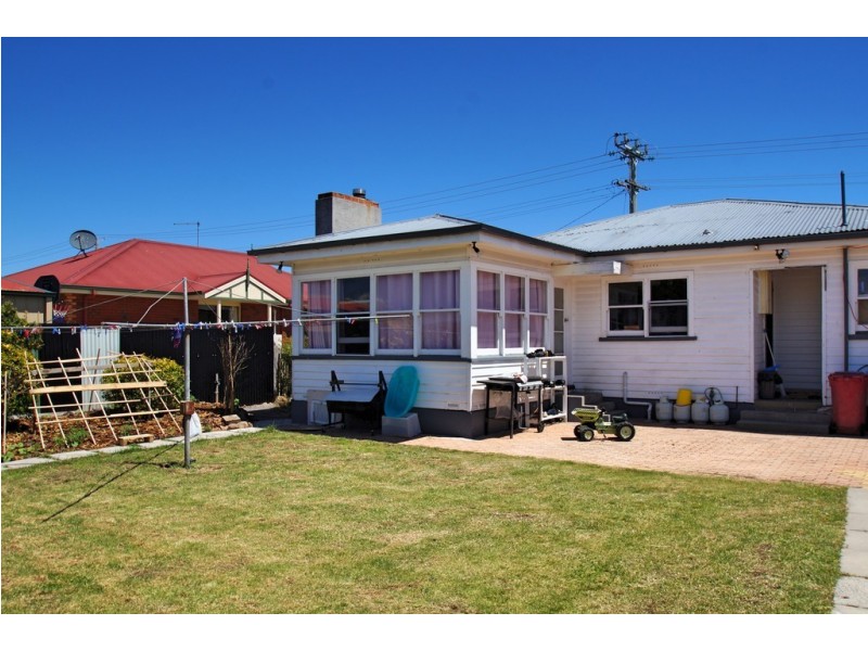 30 Jellico Street, Mowbray TAS 7248
