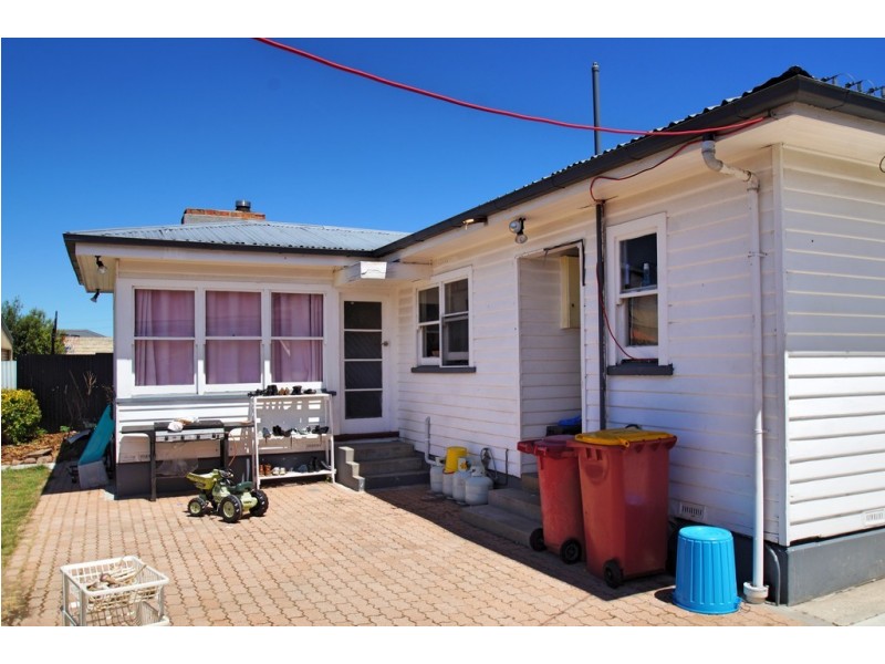 30 Jellico Street, Mowbray TAS 7248