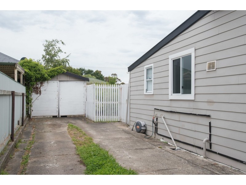 16 Oswald Street, Invermay TAS 7248