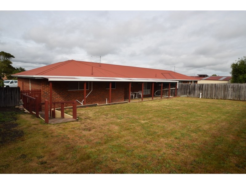 1/12 Drysdale Court, Newnham TAS 7248