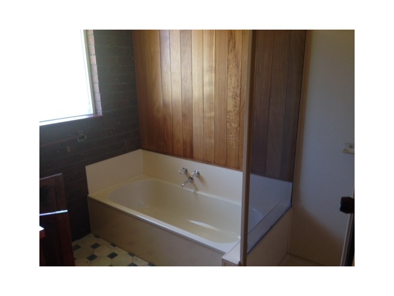 24 Auburn Road, Beaconsfield TAS 7270