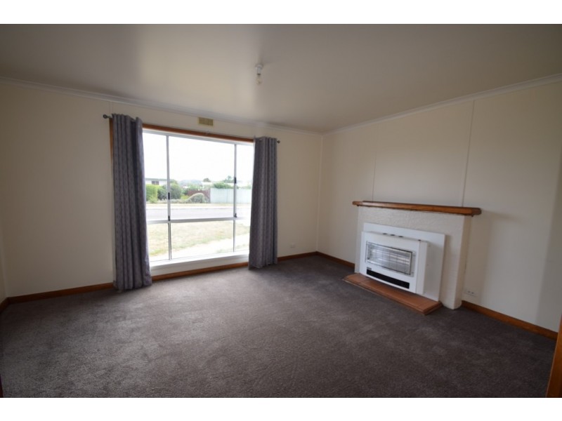 3 Carins Street, Waverley TAS 7250