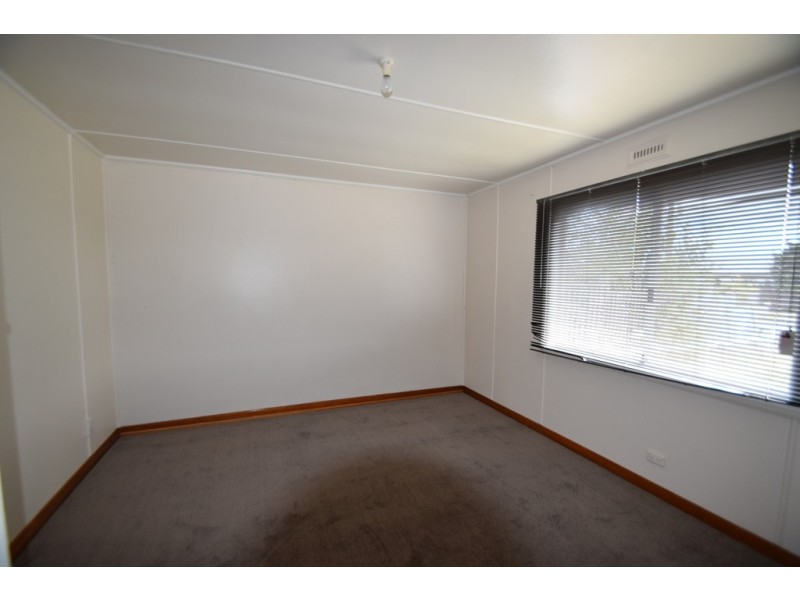 3 Carins Street, Waverley TAS 7250
