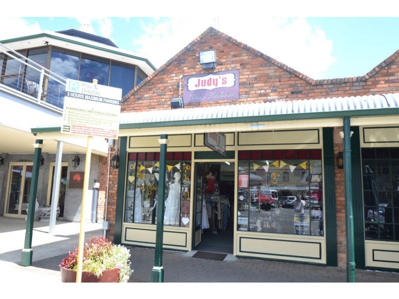 Shop 10 Yorktown Square, Launceston TAS 7250