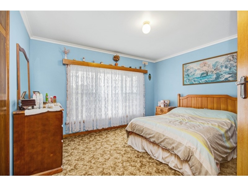 23 Crandon Crescent, Newnham TAS 7248