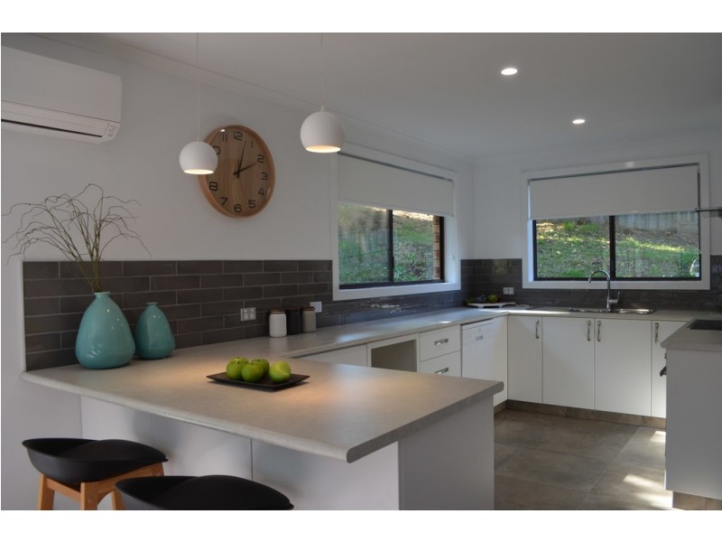 8 Glencoe Avenue, Trevallyn TAS 7250