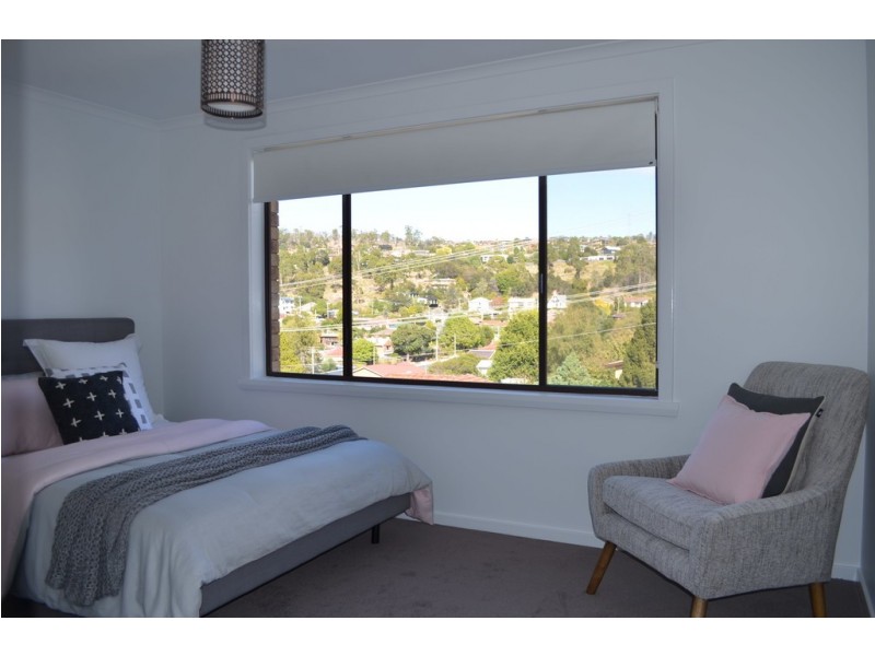 8 Glencoe Avenue, Trevallyn TAS 7250