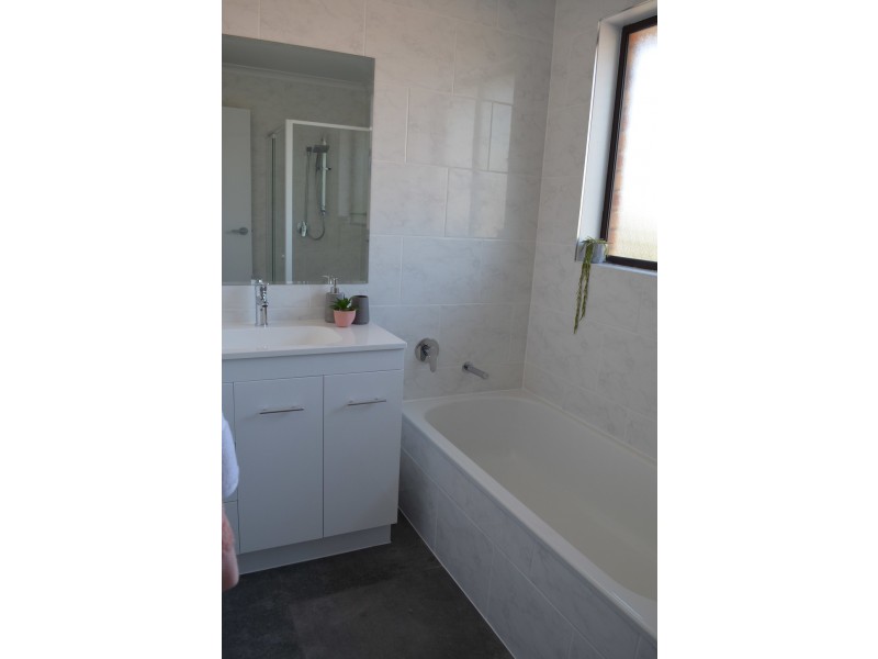 8 Glencoe Avenue, Trevallyn TAS 7250