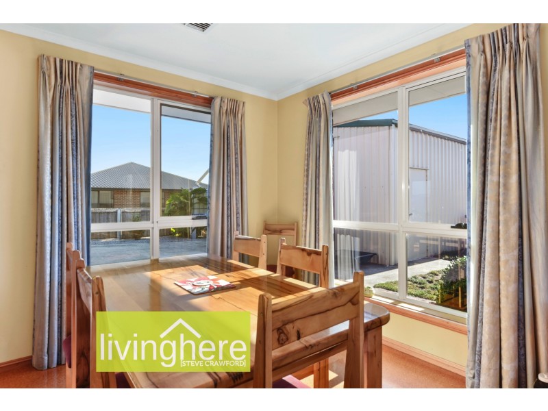 6 Dafnis Drive, Newnham TAS 7248