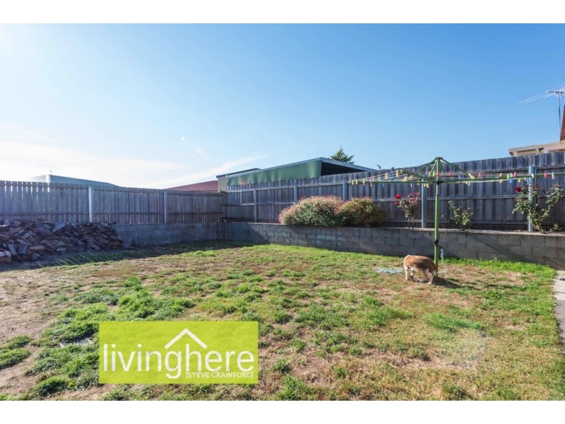 6 Dafnis Drive, Newnham TAS 7248