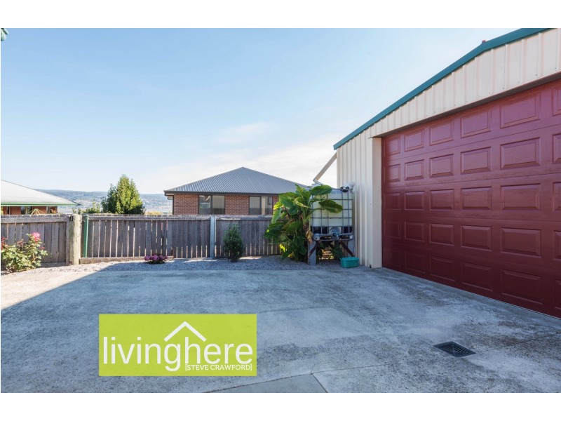 6 Dafnis Drive, Newnham TAS 7248