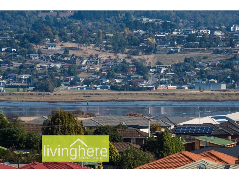 6 Dafnis Drive, Newnham TAS 7248