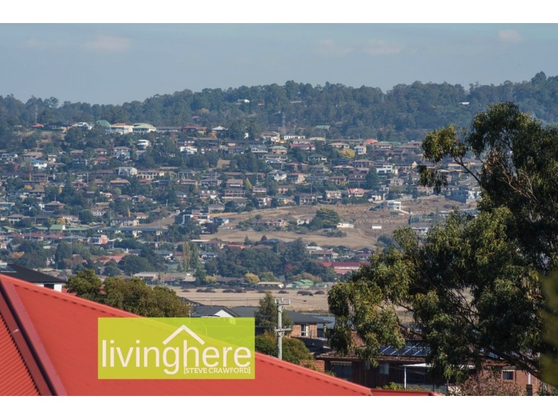 6 Dafnis Drive, Newnham TAS 7248