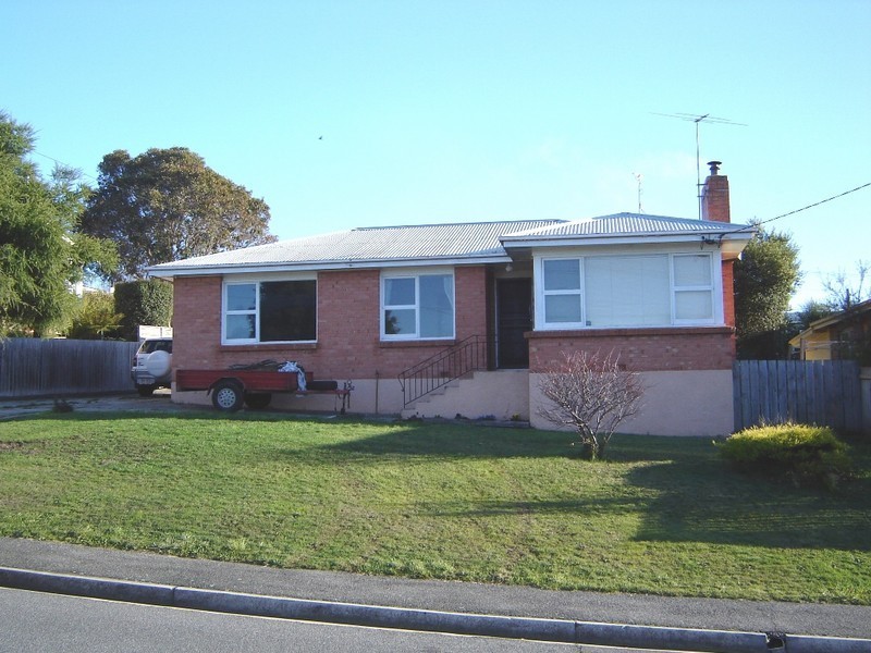 29 Paringa Avenue, Newnham TAS 7248