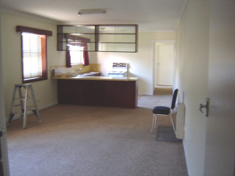 1 Crestview Court, Newnham TAS 7248