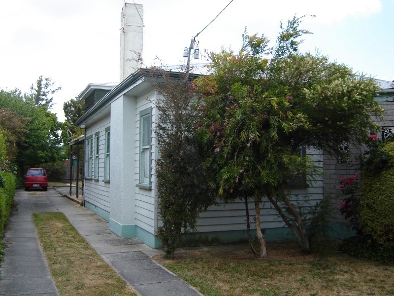 2 Plumer Street, Mowbray TAS 7248