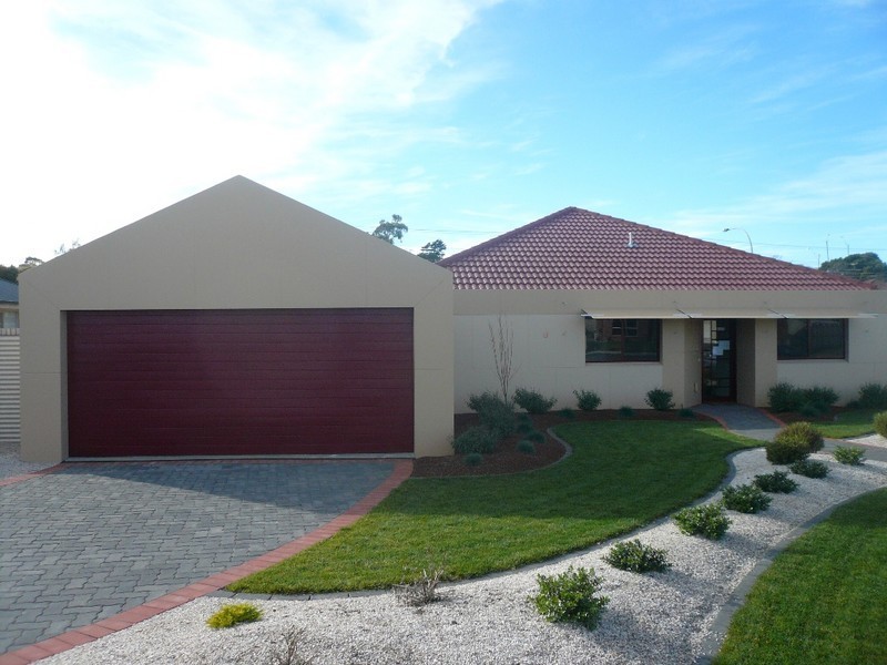9 Pocket Place, Newnham TAS 7248