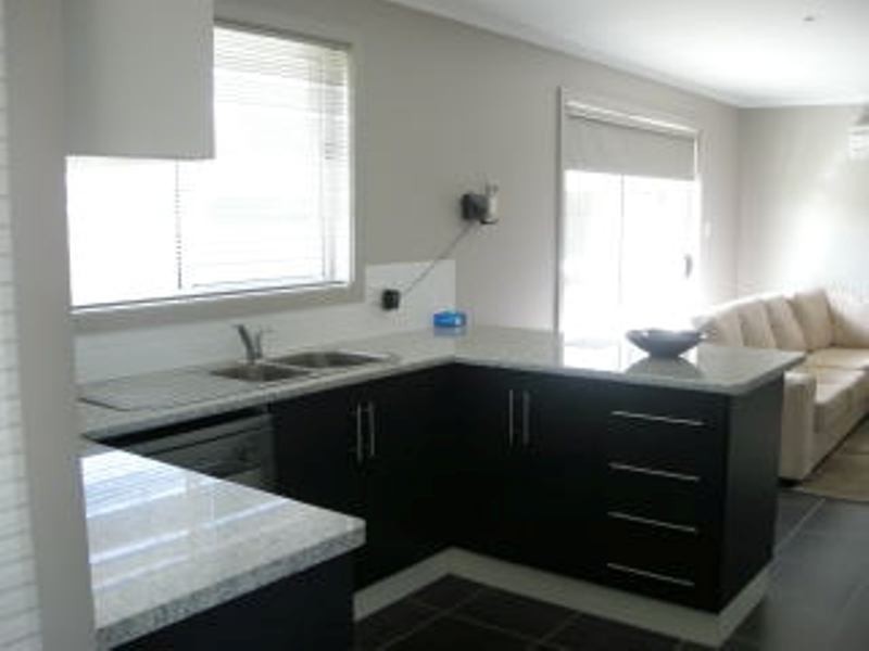 11 Pocket Place, Newnham TAS 7248