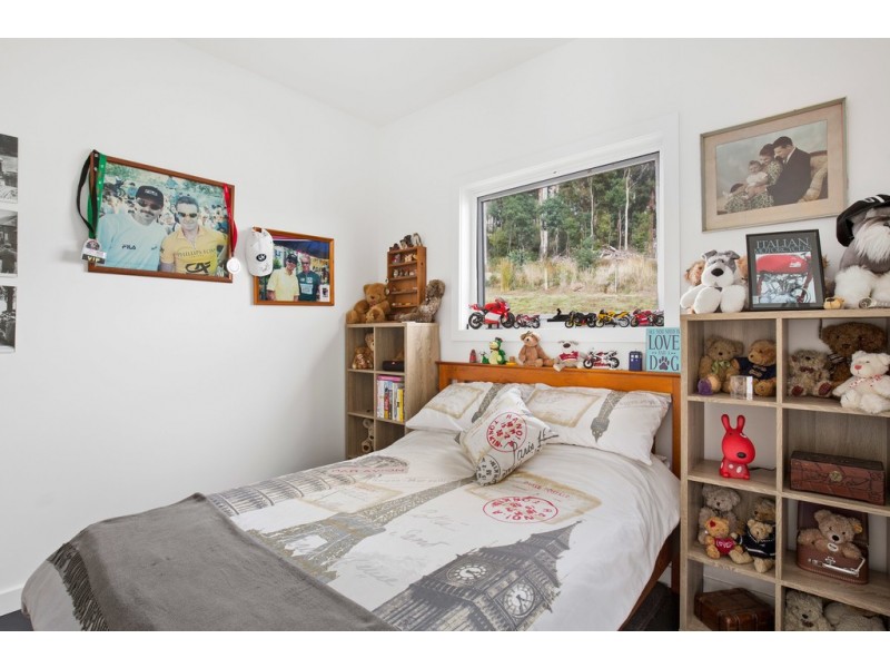 100 Browns Road, Lilydale TAS 7268