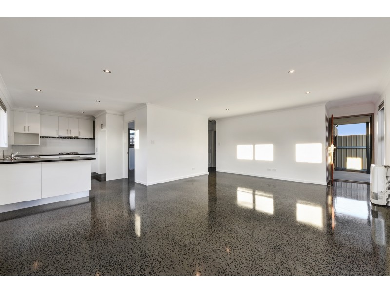 2/7 Henty Street, Invermay TAS 7248