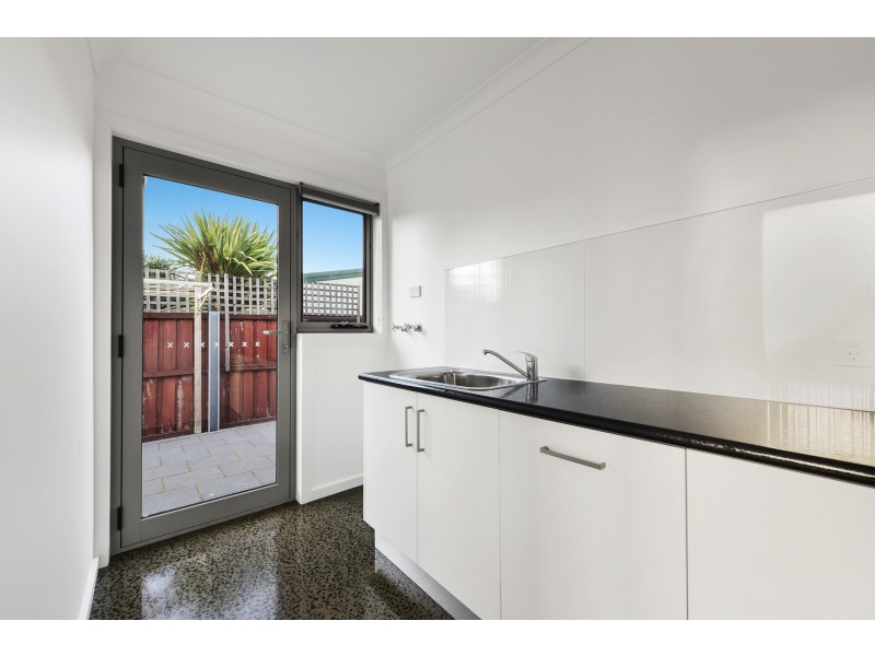 2/7 Henty Street, Invermay TAS 7248