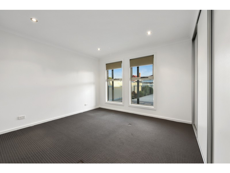 2/7 Henty Street, Invermay TAS 7248