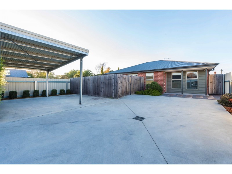 2/7 Henty Street, Invermay TAS 7248