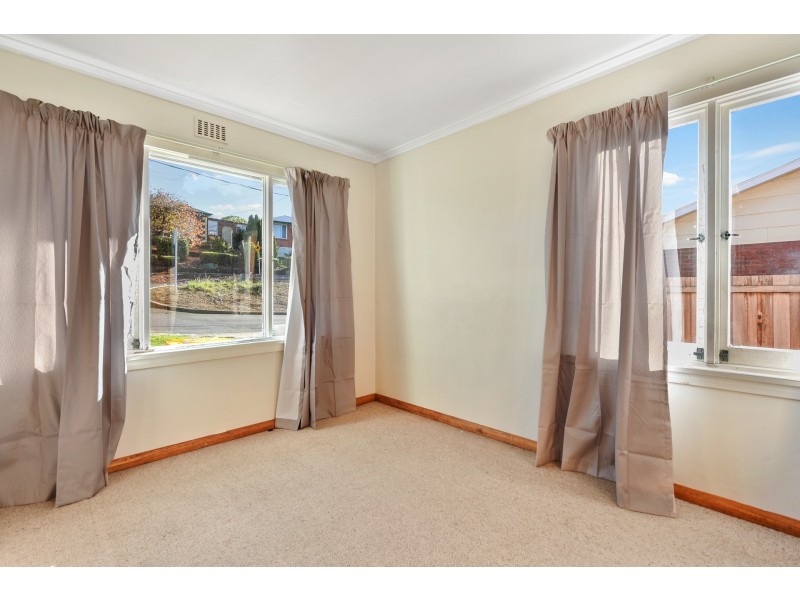 38 Parua Road, Newnham TAS 7248