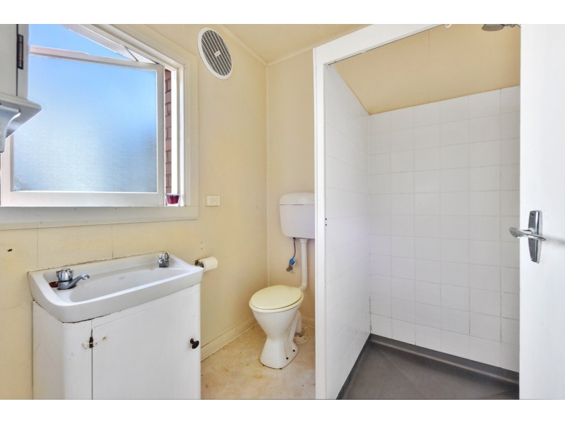 38 Parua Road, Newnham TAS 7248