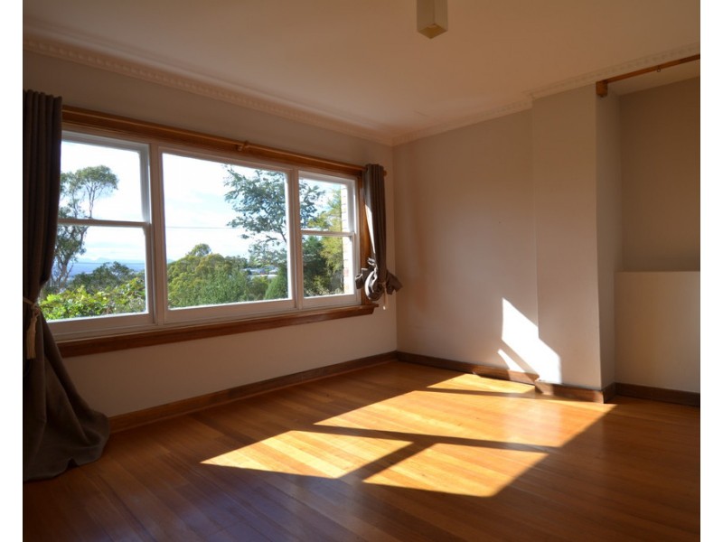36 Salisbury Crescent, West Launceston TAS 7250