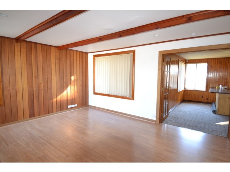 19 Castlemain, Ravenswood TAS 7250